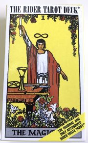 ライダーウェイトタロット スタンダード版 [ Rider-Waite Tarot Deck ] ( U.S. Games ) 英語版（中古-非常に良い）